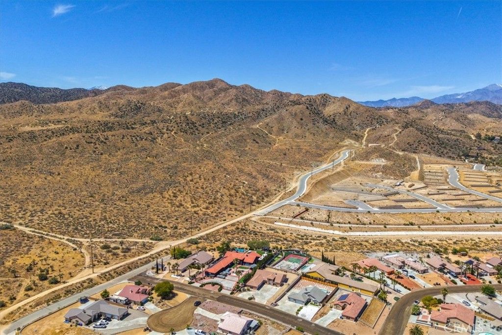 Image 49 of property listing at 8674 Dumosa, Yucca Valley, CA 92284
