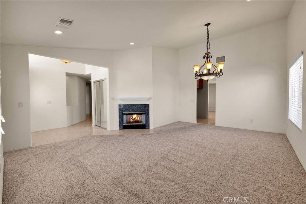 Image 5 of property listing at 8674 Dumosa, Yucca Valley, CA 92284