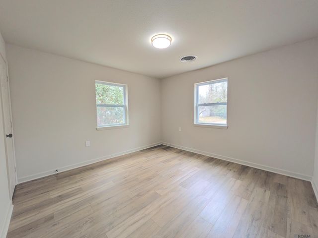 9950 Havard St, St Francisville, LA 70775