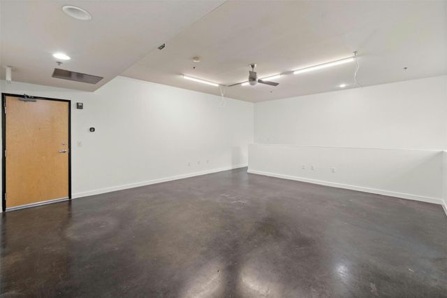 1601 E Cesar Chavez ST 106, Austin, TX 78702