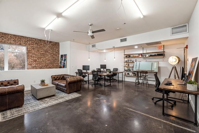 1601 E Cesar Chavez ST 106, Austin, TX 78702