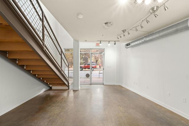 1601 E Cesar Chavez ST 106, Austin, TX 78702