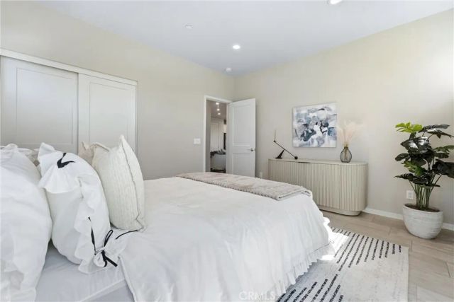 1184 Epic, Irvine, CA 92618