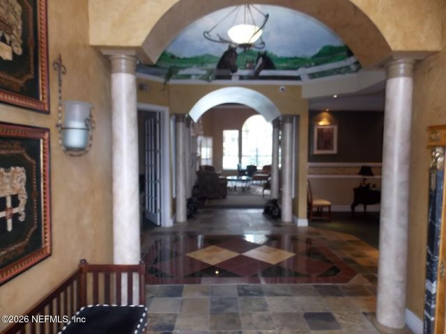7800 POINT MEADOWS Drive 338, Jacksonville, FL 32256