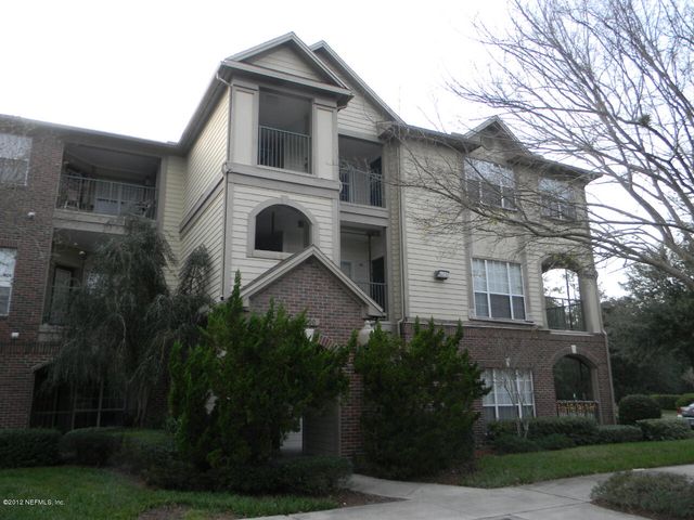 7800 POINT MEADOWS Drive 338, Jacksonville, FL 32256