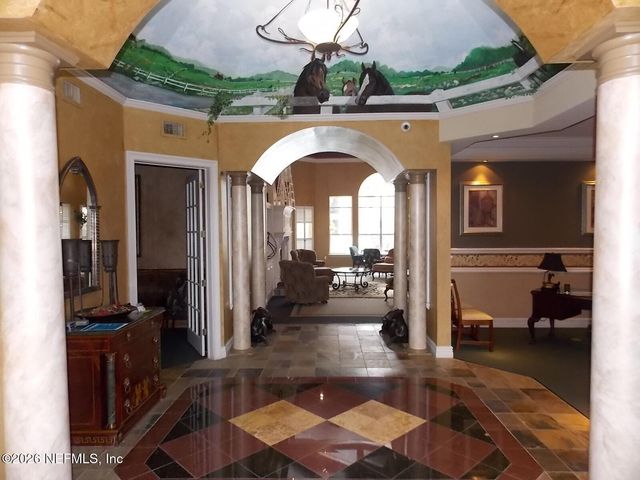 7800 POINT MEADOWS Drive 338, Jacksonville, FL 32256