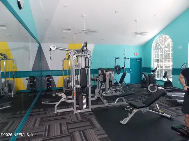 7800 POINT MEADOWS Drive 338, Jacksonville, FL 32256