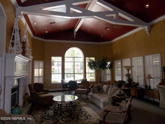 7800 POINT MEADOWS Drive 338, Jacksonville, FL 32256