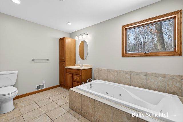 992 Tibalew Drive, Sparta, MI 49345