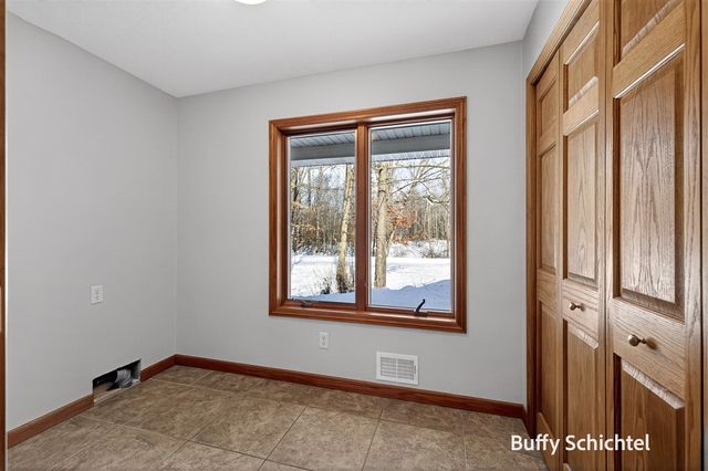 992 Tibalew Drive, Sparta, MI 49345