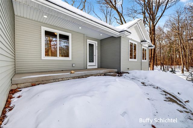 992 Tibalew Drive, Sparta, MI 49345