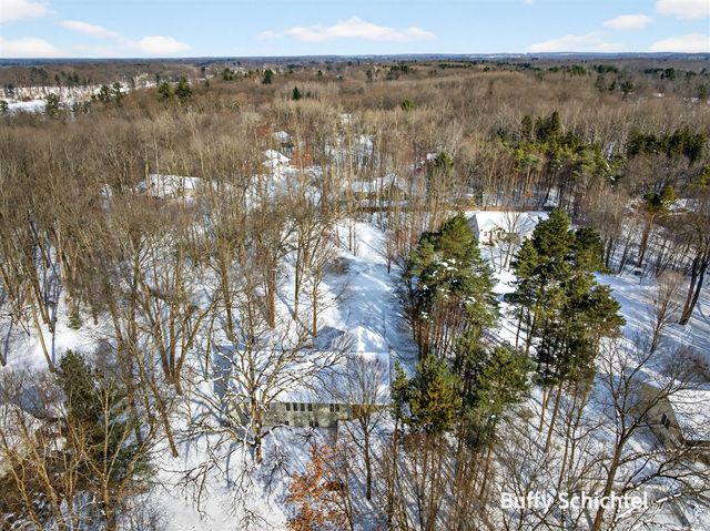 992 Tibalew Drive, Sparta, MI 49345