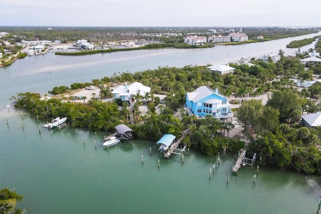 6 POINT WAY, Placida, FL 33946