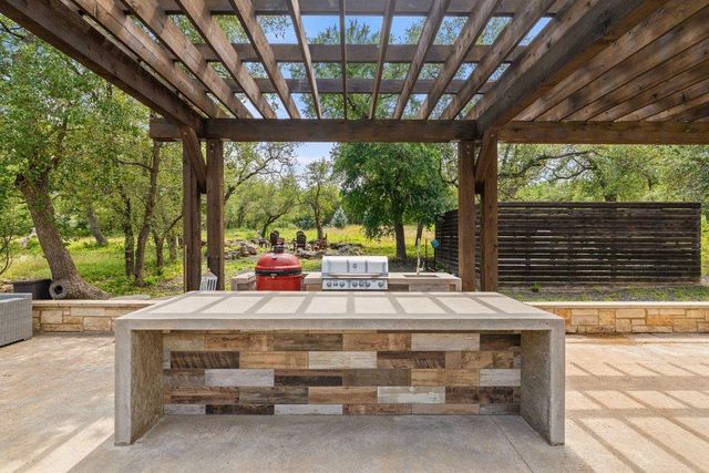 11002 Foundation RD, Austin, TX 78726