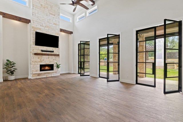 11002 Foundation RD, Austin, TX 78726
