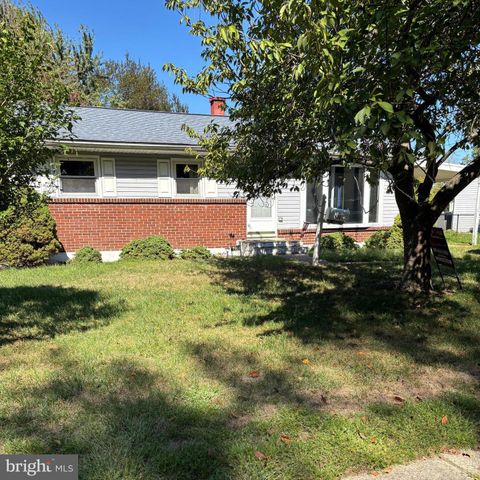 400 E MAIN ST, Marlton, NJ 08053