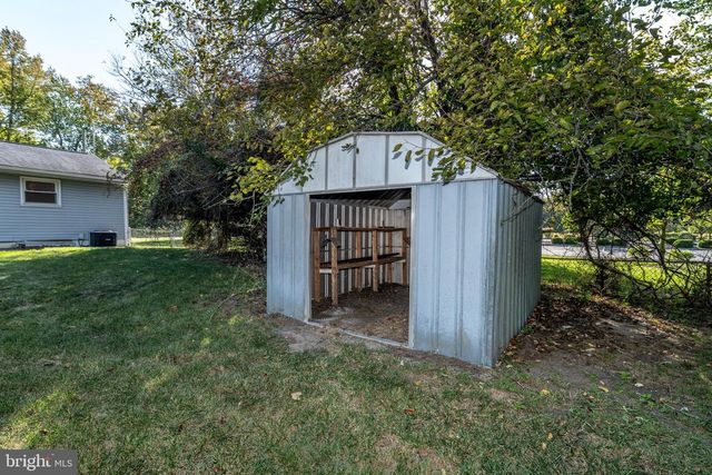 400 E MAIN ST, Marlton, NJ 08053