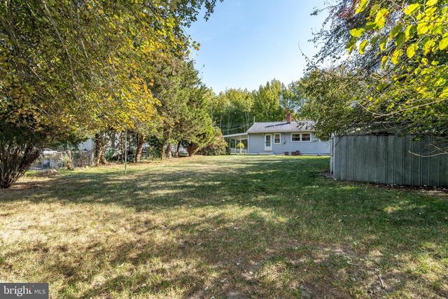 400 E MAIN ST, Marlton, NJ 08053