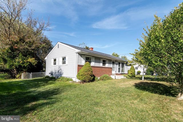 400 E MAIN ST, Marlton, NJ 08053