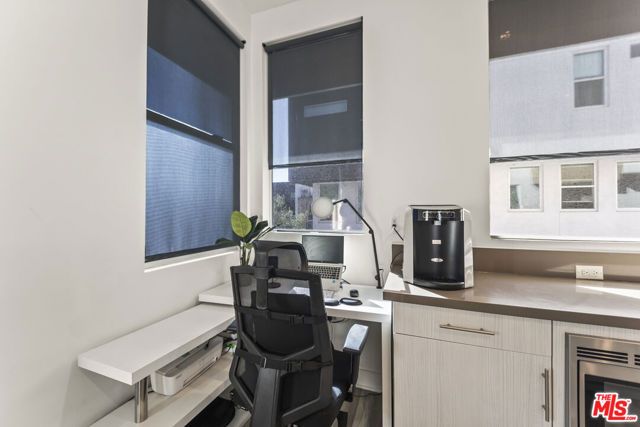 2201 Polyscope Place, Los Angeles, CA 90026