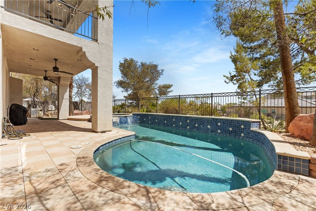 32 Cascade Lake Street, Las Vegas, NV 89148 — photo 4