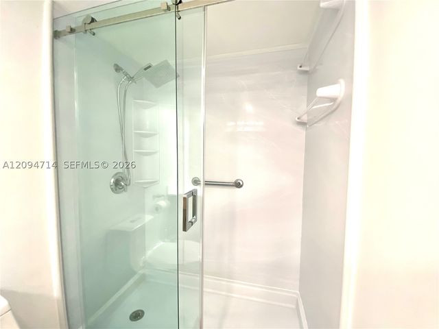 251 174th St 615, Sunny Isles Beach, FL 33160