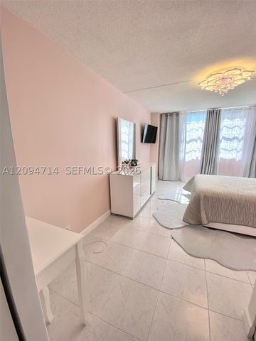 251 174th St 615, Sunny Isles Beach, FL 33160