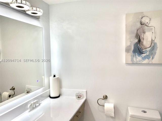 251 174th St 615, Sunny Isles Beach, FL 33160