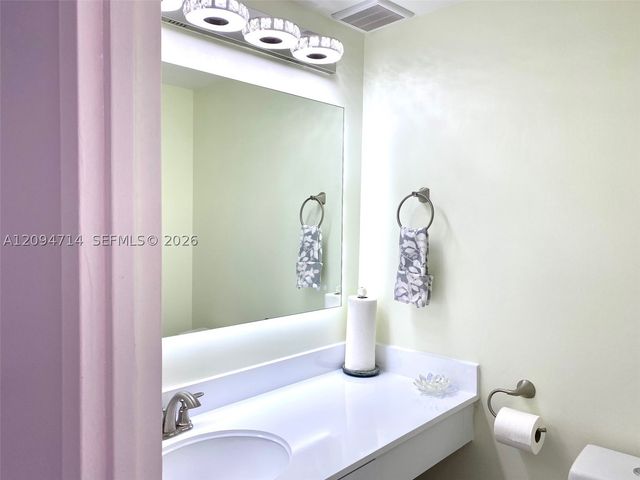 251 174th St 615, Sunny Isles Beach, FL 33160