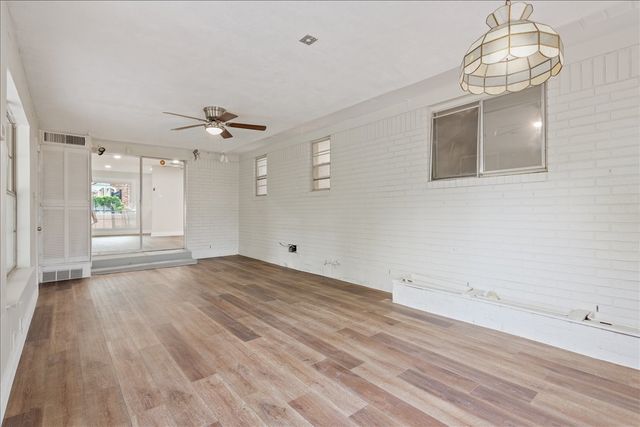 849 Arlington Drive, Woodway, TX 76712