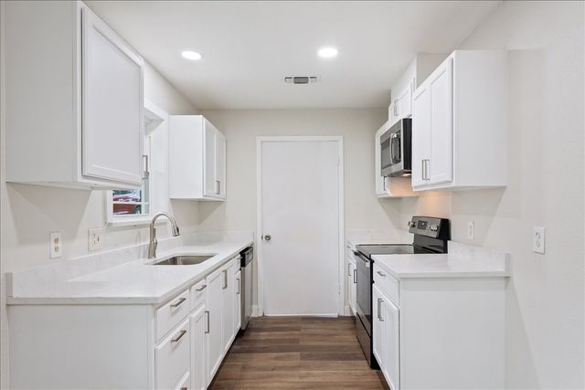 849 Arlington Drive, Woodway, TX 76712