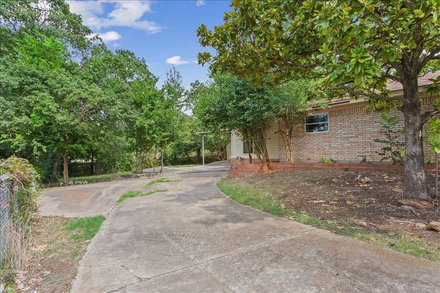 849 Arlington Drive, Woodway, TX 76712