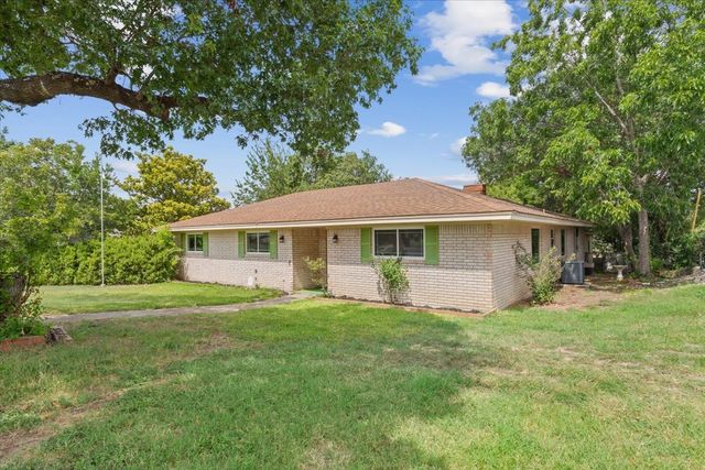 849 Arlington Drive, Woodway, TX 76712