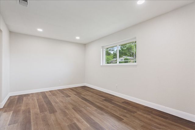 849 Arlington Drive, Woodway, TX 76712