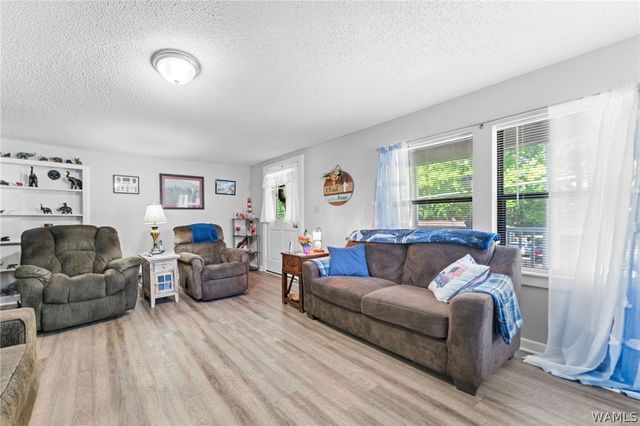 3903 38TH, Northport, AL 35473