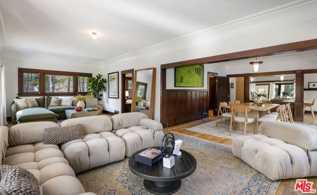 1922 Taft Avenue, Los Angeles, CA 90068