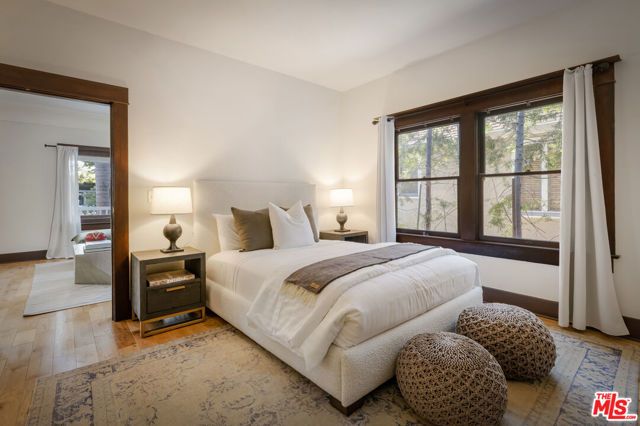 1922 Taft Avenue, Los Angeles, CA 90068
