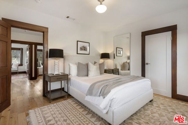 1922 Taft Avenue, Los Angeles, CA 90068