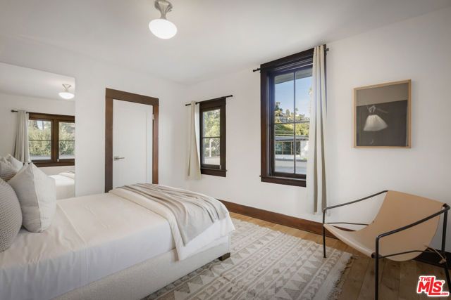 1922 Taft Avenue, Los Angeles, CA 90068