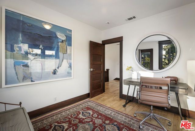 1922 Taft Avenue, Los Angeles, CA 90068