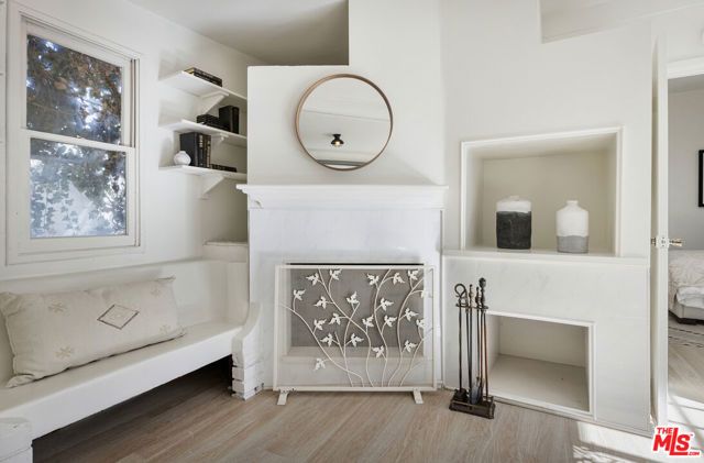 1922 Taft Avenue, Los Angeles, CA 90068