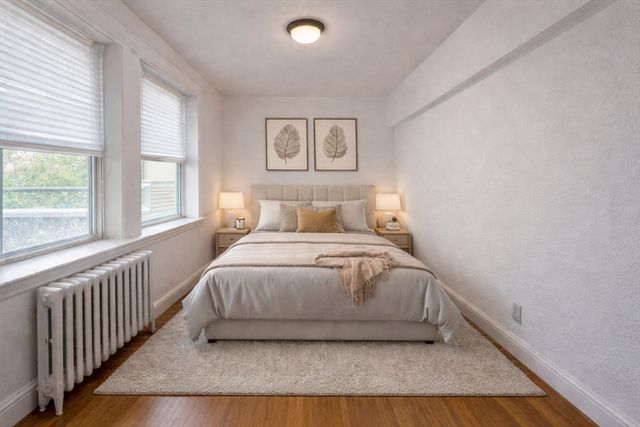 2001 Commonwealth Ave 4, Boston, MA 02135