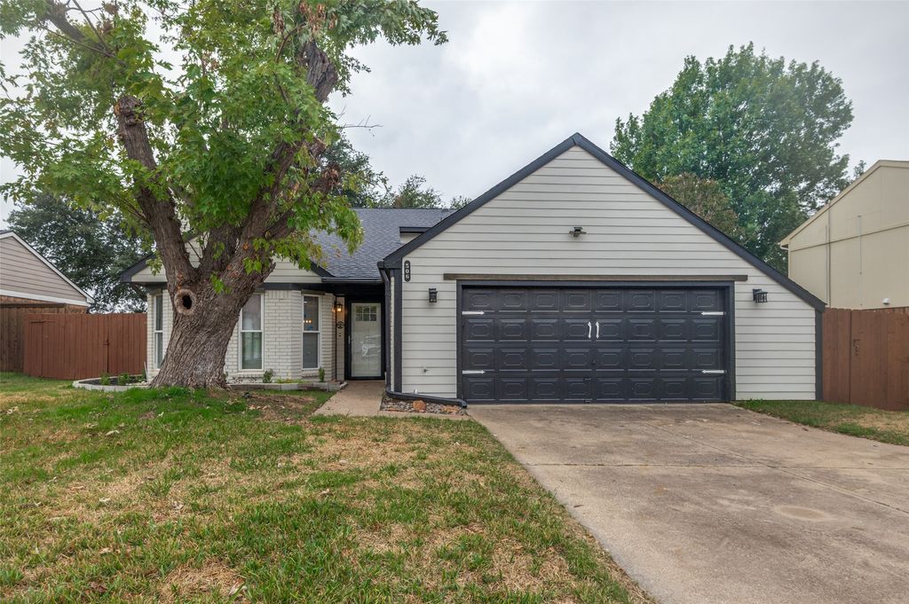506 Caraway Lane, Euless, TX 76039 — photo 2