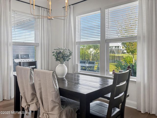 627 RUM RUNNER Way, St. Johns, FL 32259