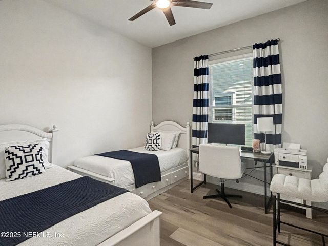 627 RUM RUNNER Way, St. Johns, FL 32259