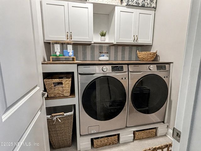 627 RUM RUNNER Way, St. Johns, FL 32259