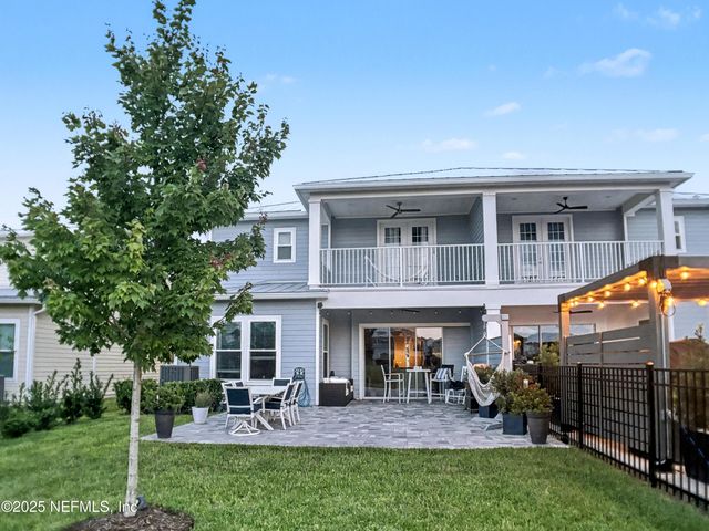 627 RUM RUNNER Way, St. Johns, FL 32259