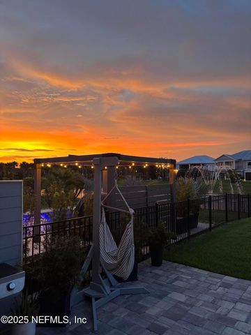 627 RUM RUNNER Way, St. Johns, FL 32259