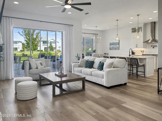 627 RUM RUNNER Way, St. Johns, FL 32259