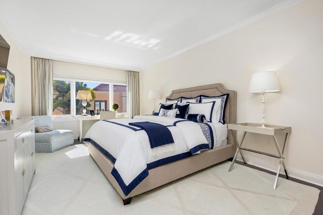 250 Bradley Place 309, Palm Beach, FL 33480